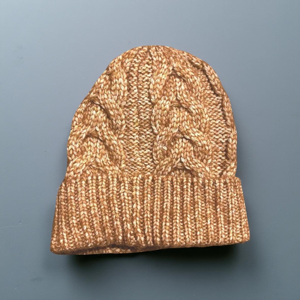 Chunky Knit Beanie in Rust & Cream